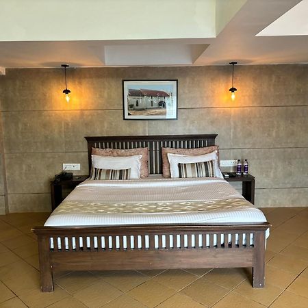 Silverador Resort Thane Dış mekan fotoğraf