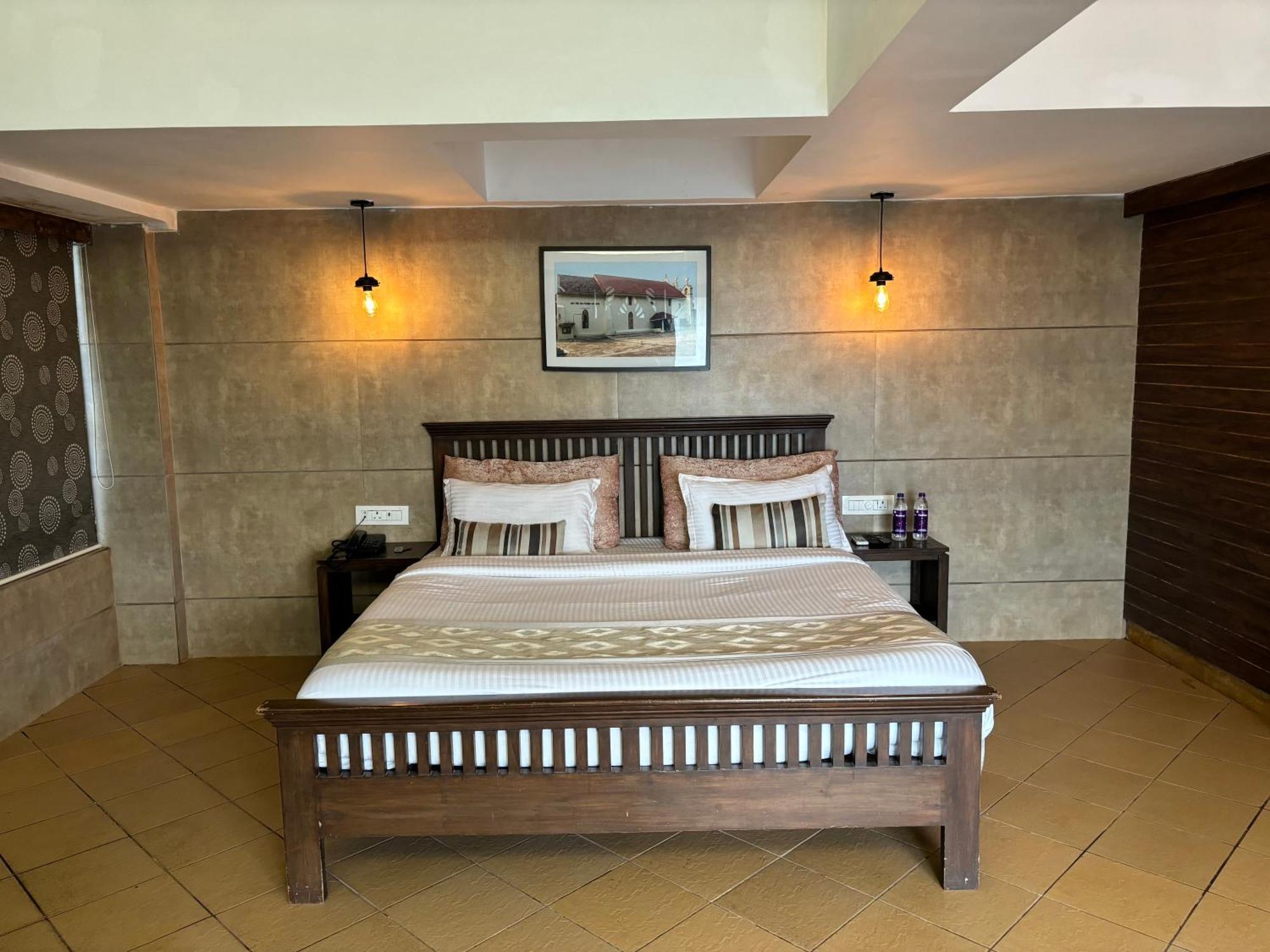 Silverador Resort Thane Dış mekan fotoğraf