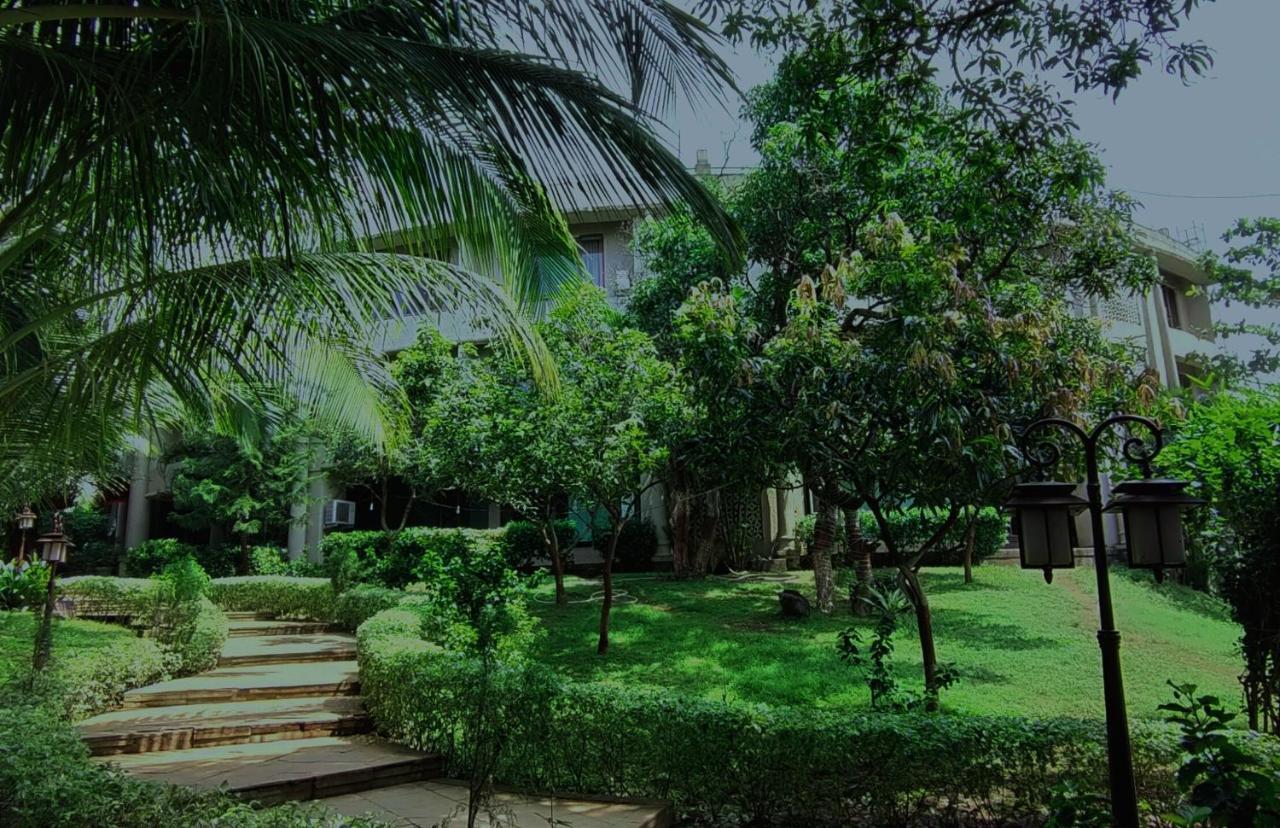 Silverador Resort Thane Dış mekan fotoğraf