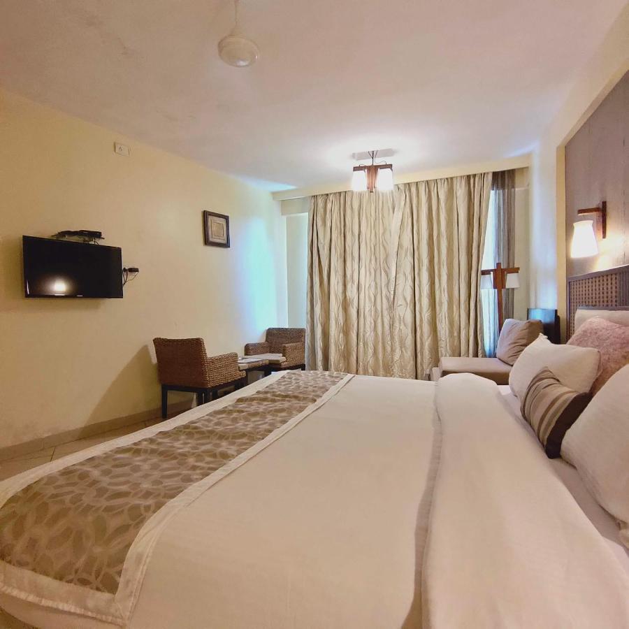 Silverador Resort Thane Dış mekan fotoğraf