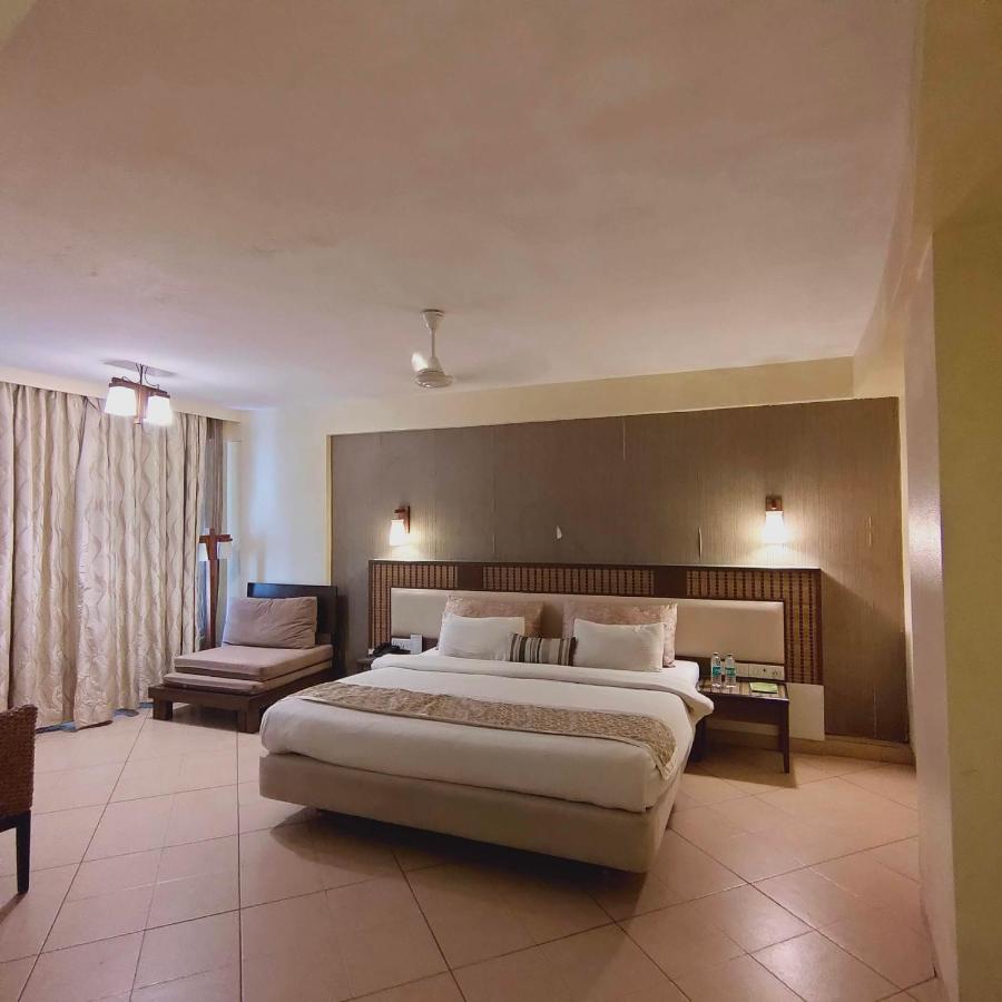 Silverador Resort Thane Dış mekan fotoğraf