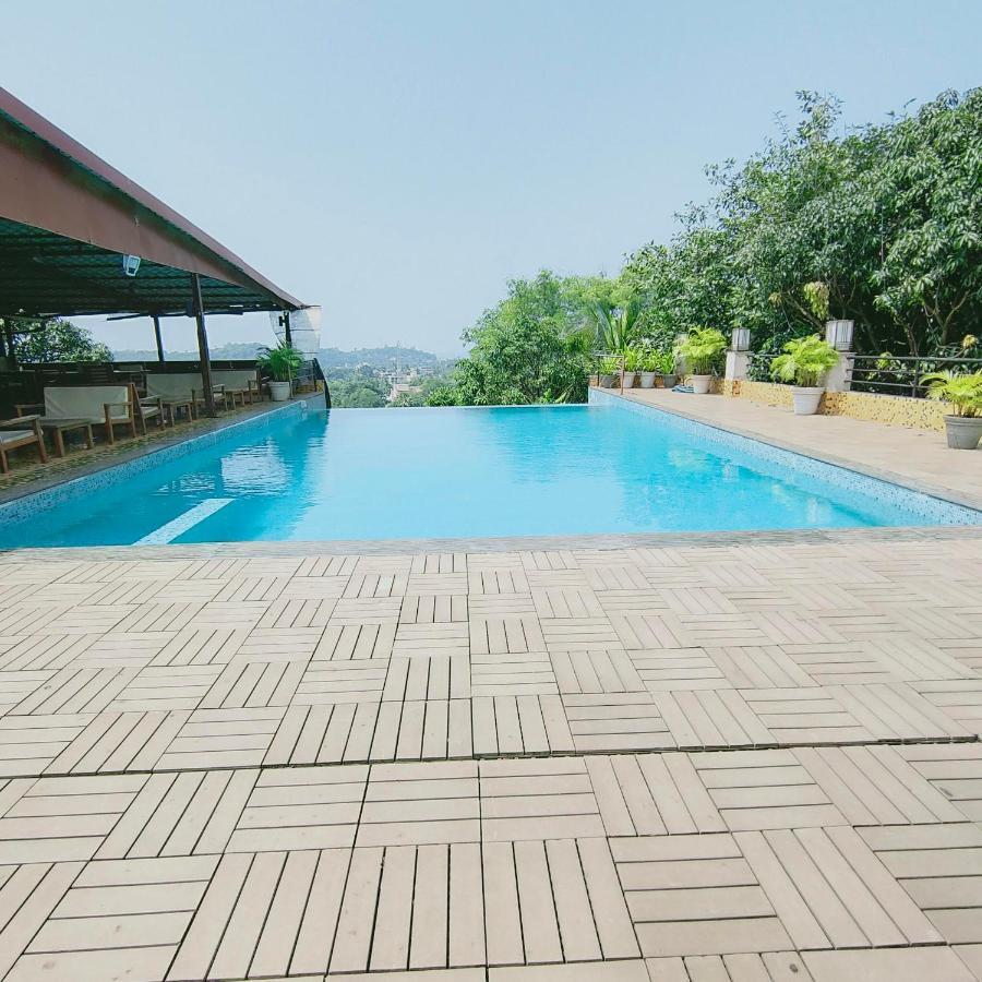 Silverador Resort Thane Dış mekan fotoğraf