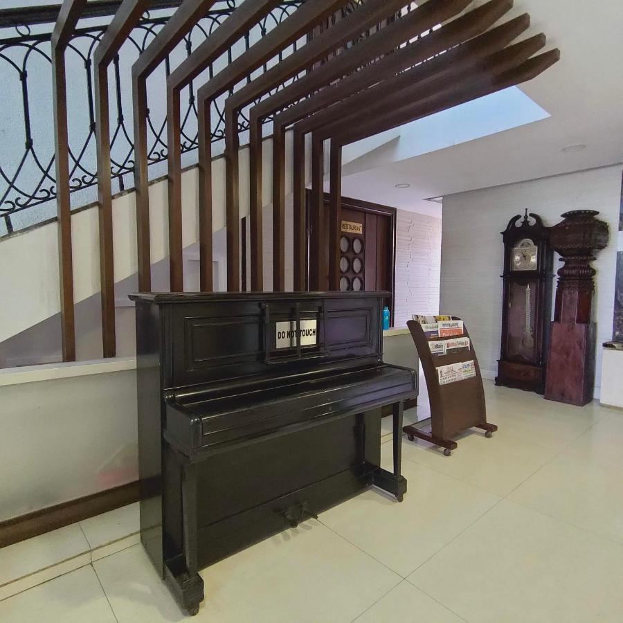 Silverador Resort Thane Dış mekan fotoğraf