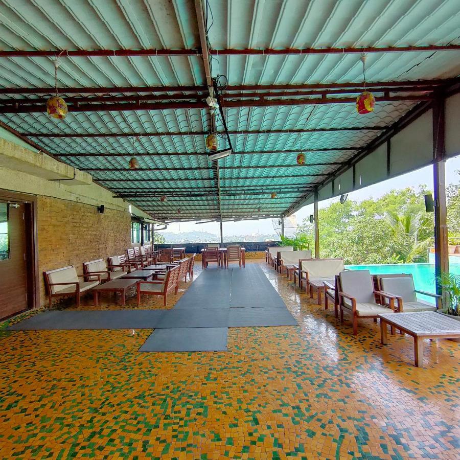 Silverador Resort Thane Dış mekan fotoğraf