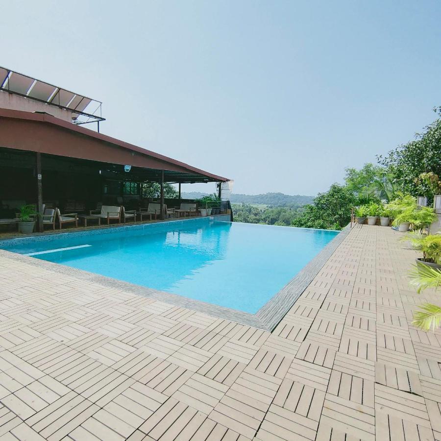 Silverador Resort Thane Dış mekan fotoğraf